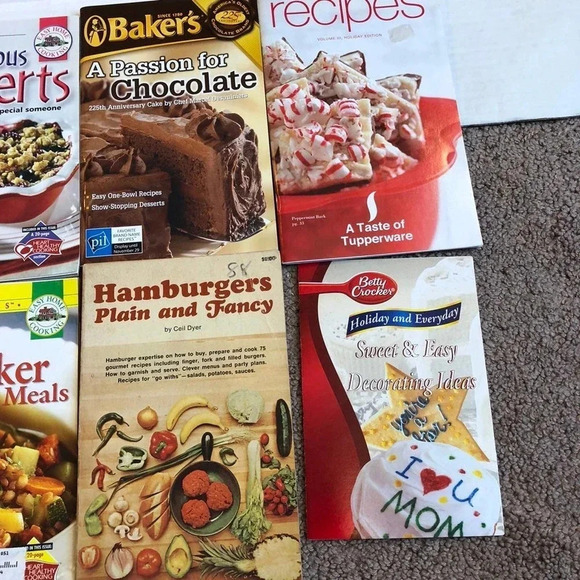 8 pieces lot of Cookbooks - Picture 3 of 3